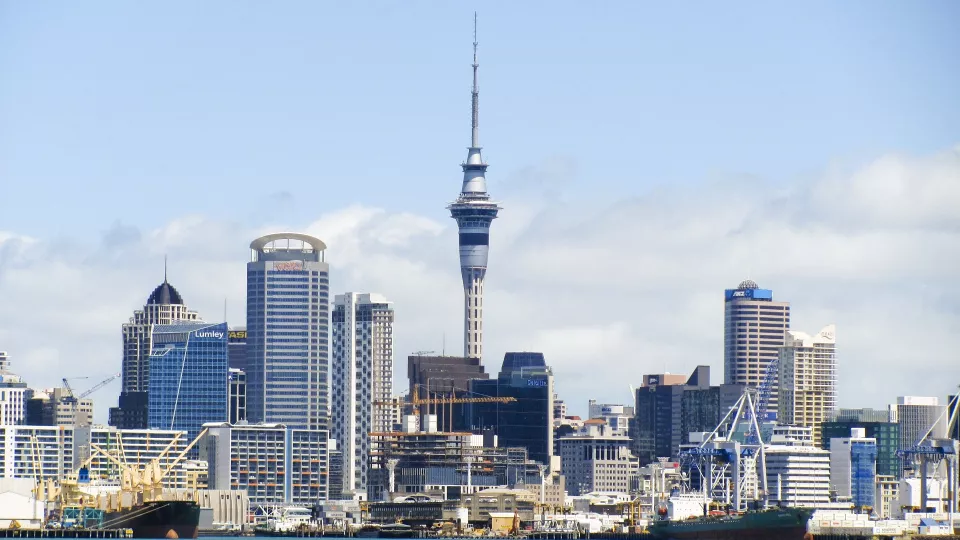 Vy över staden Auckland i Nya Zeeland